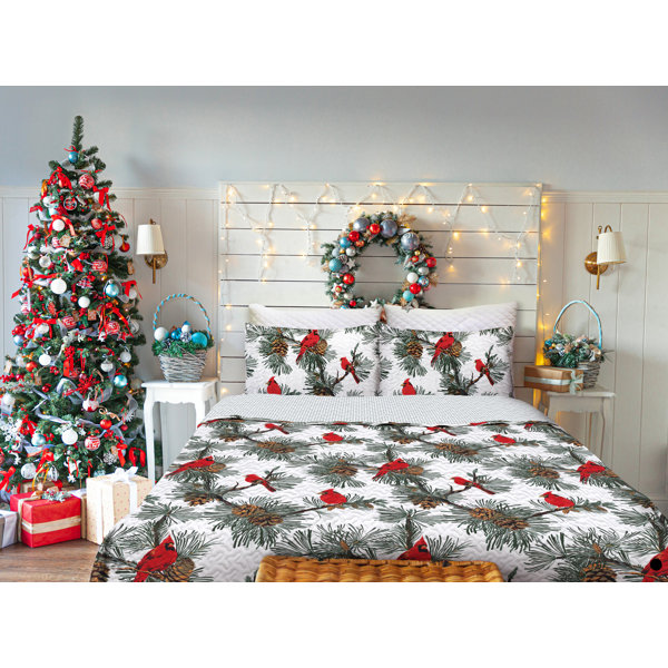 The Holiday Aisle® Jaell Holiday Cardinal Reversible Bedding Quilt Set